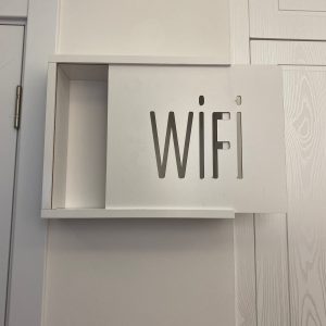 Wifi Modem Saklama Kutusu 35 x 40 cm - Görsel 1